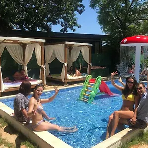 Отель Sunbay Park